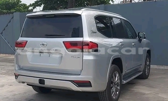 Acheter Occasion Voiture Toyota Land Cruiser Gris à Luanda, Province de Luanda Acheter Occasion Voiture Toyota Land Cruiser Gris à Luanda, Province de Luanda