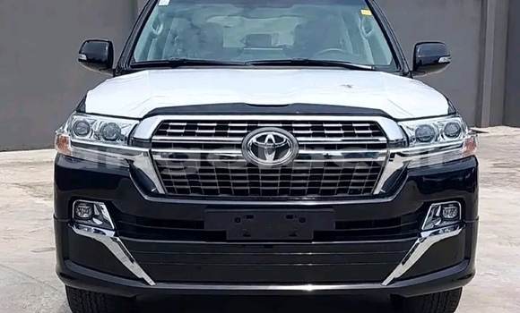 Acheter Occasion Voiture Toyota Land Cruiser Noir à Luanda, Province de Luanda Acheter Occasion Voiture Toyota Land Cruiser Noir à Luanda, Province de Luanda