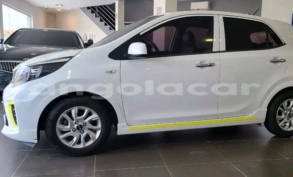 Acheter Occasion Voiture Kia Morning Blanc à Luanda, Province de Luanda Acheter Occasion Voiture Kia Morning Blanc à Luanda, Province de Luanda