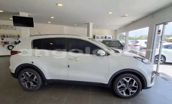 Acheter Occasion Voiture Kia Sportage Blanc à Luanda, Province de Luanda