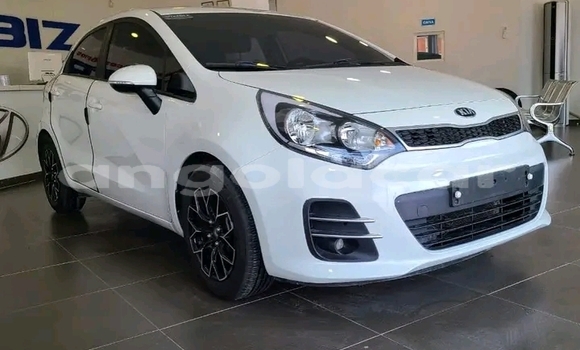 Comprar Usado Kia rio Branco Carro em Luanda em Luanda Province