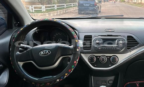 Buy Used Kia Picanto Blue Car in Luanda in Luanda Province Buy Used Kia Picanto Blue Car in Luanda in Luanda Province