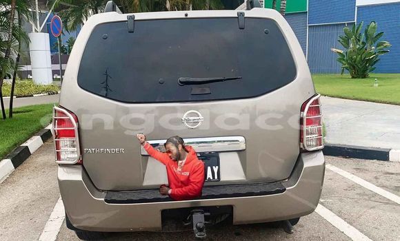 Acheter Occasion Voiture Nissan Pathfinder Autre à Luanda, Province de Luanda Acheter Occasion Voiture Nissan Pathfinder Autre à Luanda, Province de Luanda