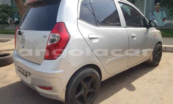 Buy Used Hyundai XG Other Car in Luanda in Luanda Province Buy Used Hyundai XG Other Car in Luanda in Luanda Province