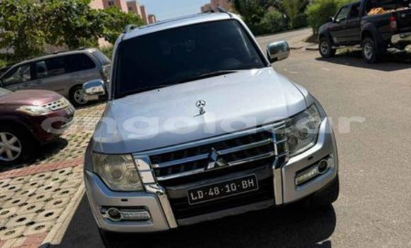 Comprar Usado Mitsubishi Pajero Outro Carro em Luanda em Luanda Province Comprar Usado Mitsubishi Pajero Outro Carro em Luanda em Luanda Province