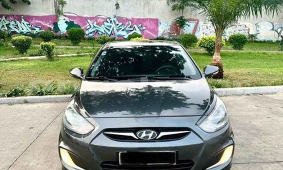 Acheter Occasion Voiture Hyundai Accent Autre à Luanda, Province de Luanda Acheter Occasion Voiture Hyundai Accent Autre à Luanda, Province de Luanda
