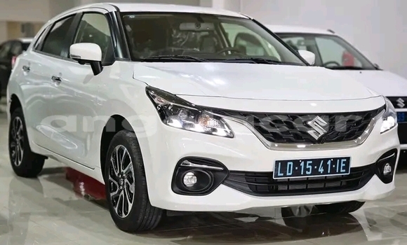 Acheter Occasion Voiture Suzuki Baleno Blanc à Luanda, Province de Luanda Acheter Occasion Voiture Suzuki Baleno Blanc à Luanda, Province de Luanda