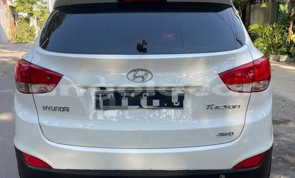 Acheter Occasion Voiture Hyundai Tucson Blanc à Caluquembe, Huila Acheter Occasion Voiture Hyundai Tucson Blanc à Caluquembe, Huila