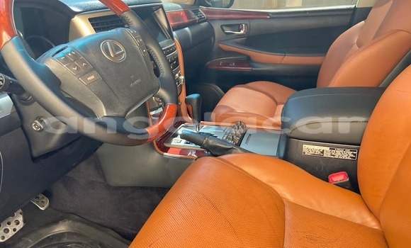 Acheter Occasion Voiture Lexus LX 570 Noir à Luanda, Province de Luanda Acheter Occasion Voiture Lexus LX 570 Noir à Luanda, Province de Luanda