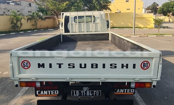 Acheter Occasion Utilitaire Mitsubishi L400 Blanc à Camabatela, Uige Acheter Occasion Utilitaire Mitsubishi L400 Blanc à Camabatela, Uige