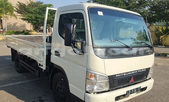 Acheter Occasion Utilitaire Mitsubishi L400 Blanc à Camabatela, Uige Acheter Occasion Utilitaire Mitsubishi L400 Blanc à Camabatela, Uige