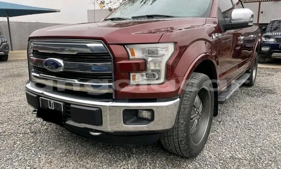 Acheter Occasion Voiture Ford F–150 Rouge à Luanda, Province de Luanda