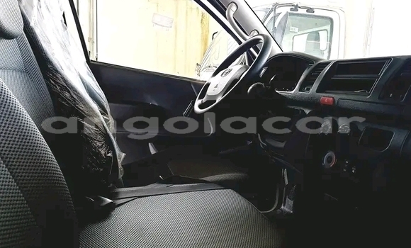 Acheter Occasion Voiture Toyota Hiace Blanc à Luanda, Province de Luanda Acheter Occasion Voiture Toyota Hiace Blanc à Luanda, Province de Luanda