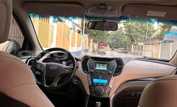 Buy Used Hyundai Santa Fe Other Car in Luanda in Luanda Province Buy Used Hyundai Santa Fe Other Car in Luanda in Luanda Province