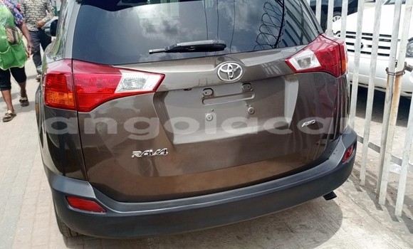 Comprar Usado Toyota RAV4 Outro Carro em Luanda em Luanda Province Comprar Usado Toyota RAV4 Outro Carro em Luanda em Luanda Province