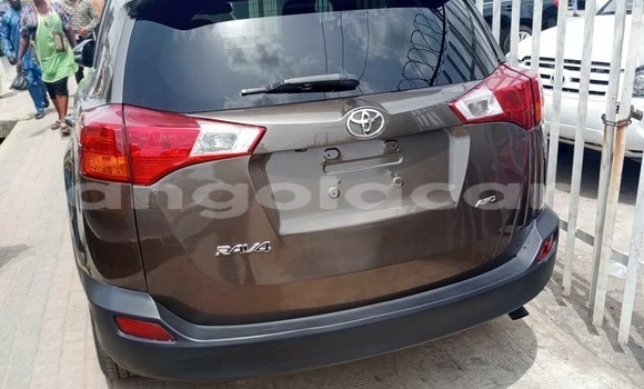 Comprar Usado Toyota RAV4 Outro Carro em Luanda em Luanda Province Comprar Usado Toyota RAV4 Outro Carro em Luanda em Luanda Province