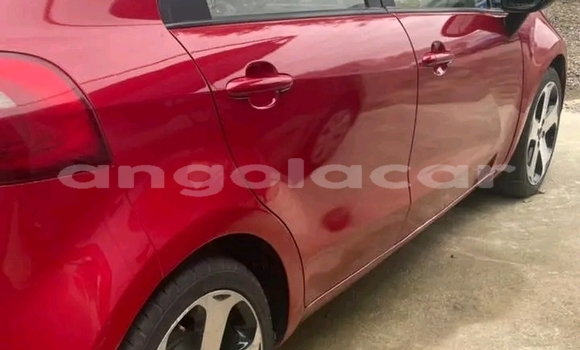Acheter Occasion Voiture Kia rio Rouge à Luanda, Province de Luanda Acheter Occasion Voiture Kia rio Rouge à Luanda, Province de Luanda