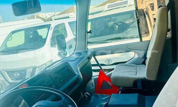 Comprar Usado Toyota Coaster Branco Carro em Luanda em Luanda Province Comprar Usado Toyota Coaster Branco Carro em Luanda em Luanda Province
