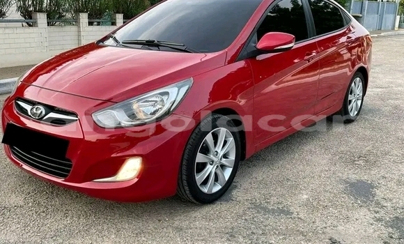 Buy Used Hyundai Accent Red Car in Luanda in Luanda Province Buy Used Hyundai Accent Red Car in Luanda in Luanda Province