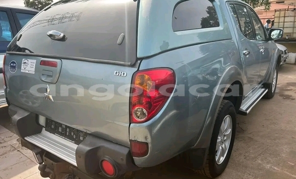 Comprar Usado Mitsubishi L200 Prata Carro em Luanda em Luanda Province Comprar Usado Mitsubishi L200 Prata Carro em Luanda em Luanda Province