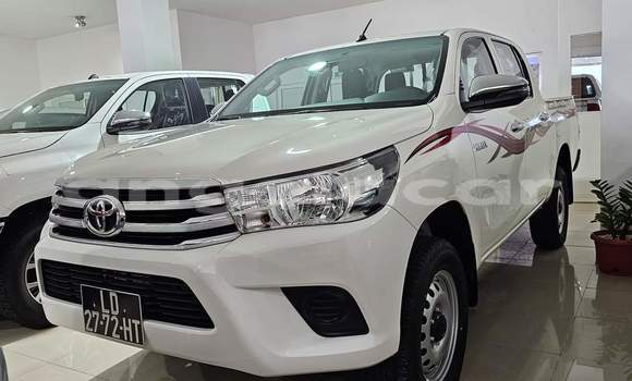 Comprar Usado Toyota Hilux Branco Carro em Luanda em Luanda Province Comprar Usado Toyota Hilux Branco Carro em Luanda em Luanda Province