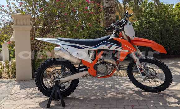 Comprar Usado KTM 450 Bege Moto em Luanda em Luanda Province