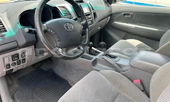 Comprar Usado Toyota Hilux Prata Carro em Luanda em Luanda Province Comprar Usado Toyota Hilux Prata Carro em Luanda em Luanda Province