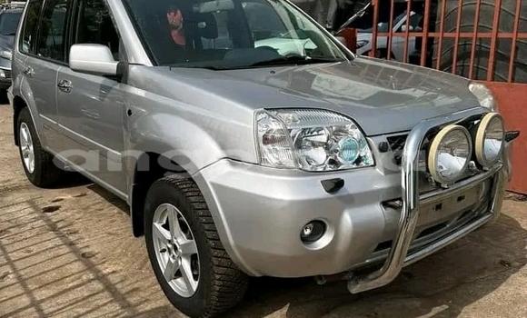 Comprar Usado Nissan X–Trail Prata Carro em Luanda em Luanda Province Comprar Usado Nissan X–Trail Prata Carro em Luanda em Luanda Province