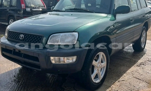 Acheter Occasion Voiture Toyota RAV4 Vert à Luanda, Province de Luanda Acheter Occasion Voiture Toyota RAV4 Vert à Luanda, Province de Luanda