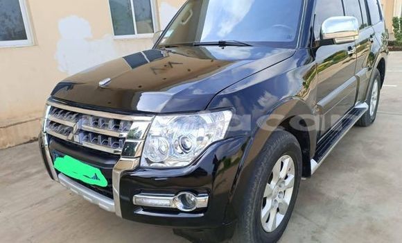 Comprar Usado Mitsubishi Pajero Preto Carro em Luanda em Luanda Province Comprar Usado Mitsubishi Pajero Preto Carro em Luanda em Luanda Province