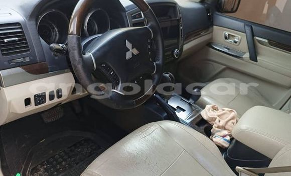 Comprar Usado Mitsubishi Pajero Preto Carro em Luanda em Luanda Province Comprar Usado Mitsubishi Pajero Preto Carro em Luanda em Luanda Province