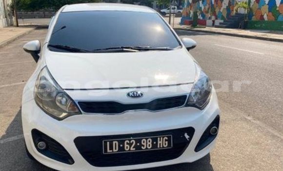 Comprar Usado Kia rio Branco Carro em Luanda em Luanda Province Comprar Usado Kia rio Branco Carro em Luanda em Luanda Province