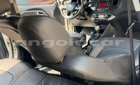 Comprar Usado Kia rio Branco Carro em Luanda em Luanda Province Comprar Usado Kia rio Branco Carro em Luanda em Luanda Province