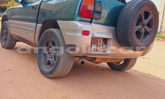 Comprar Usado Toyota RAV4 Verde Carro em Luanda em Luanda Province Comprar Usado Toyota RAV4 Verde Carro em Luanda em Luanda Province