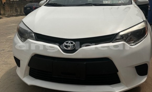 Buy Used Toyota Corolla White Car in Luanda in Luanda Province Buy Used Toyota Corolla White Car in Luanda in Luanda Province
