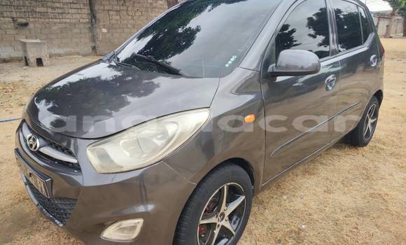 Acheter Occasion Voiture Hyundai i10 Beige à Luanda, Province de Luanda Acheter Occasion Voiture Hyundai i10 Beige à Luanda, Province de Luanda