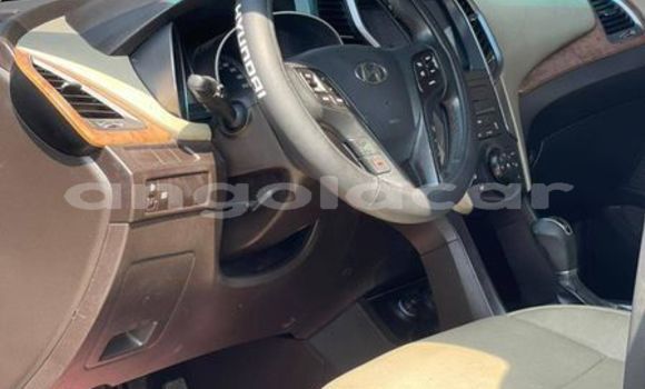 Acheter Occasion Voiture Hyundai Santa Fe Beige à Luanda, Province de Luanda Acheter Occasion Voiture Hyundai Santa Fe Beige à Luanda, Province de Luanda