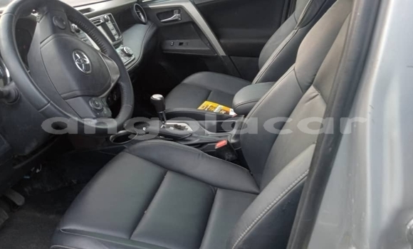 Buy Used Toyota RAV4 White Car in Luanda in Luanda Province Buy Used Toyota RAV4 White Car in Luanda in Luanda Province