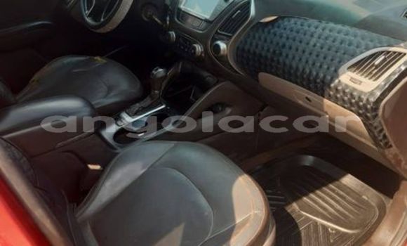 Acheter Occasion Voiture Hyundai Tucson Rouge à Luanda, Province de Luanda Acheter Occasion Voiture Hyundai Tucson Rouge à Luanda, Province de Luanda