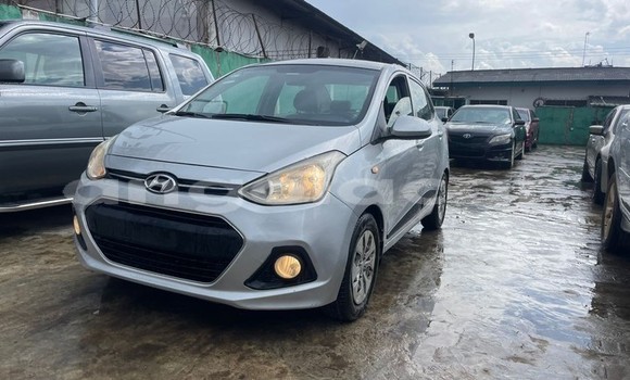 Comprar Usado Hyundai i10 Outro Carro em Luanda em Luanda Province Comprar Usado Hyundai i10 Outro Carro em Luanda em Luanda Province