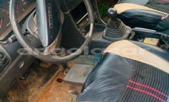 Acheter Occasion Voiture Toyota Corolla Bleu à Luanda, Province de Luanda Acheter Occasion Voiture Toyota Corolla Bleu à Luanda, Province de Luanda