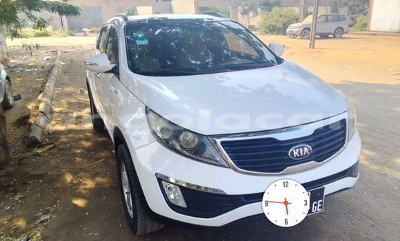 Comprar Usado Kia Sportage Branco Carro em Luanda em Luanda Province Comprar Usado Kia Sportage Branco Carro em Luanda em Luanda Province