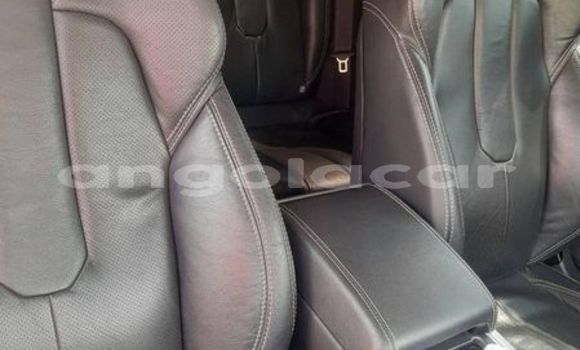 Comprar Usado Range Rover Evoque Vermelho Carro em Luanda em Luanda Province Comprar Usado Range Rover Evoque Vermelho Carro em Luanda em Luanda Province