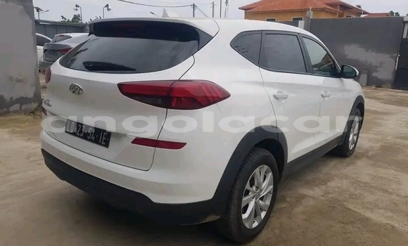 Acheter Occasion Voiture Hyundai Tucson Blanc à Luanda, Province de Luanda Acheter Occasion Voiture Hyundai Tucson Blanc à Luanda, Province de Luanda