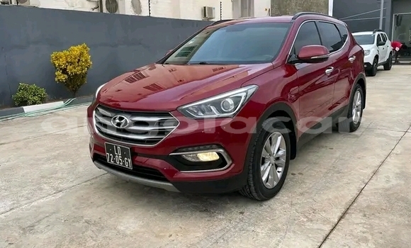 Acheter Occasion Voiture Hyundai Santa Fe Rouge à Luanda, Province de Luanda