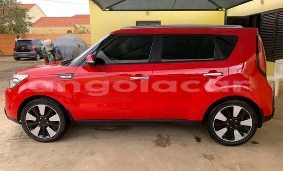 Buy Used Kia Soul Red Car in Luanda in Luanda Province Buy Used Kia Soul Red Car in Luanda in Luanda Province