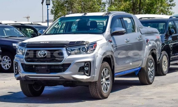 Comprar Novo Toyota Hilux Prata Carro em Benguela em Benguela Comprar Novo Toyota Hilux Prata Carro em Benguela em Benguela