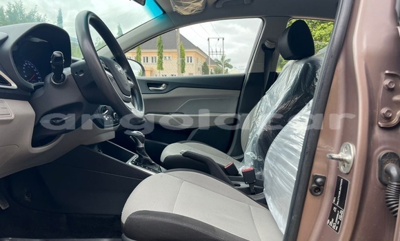 Buy Used Hyundai Accent Other Car in Luanda in Luanda Province Buy Used Hyundai Accent Other Car in Luanda in Luanda Province