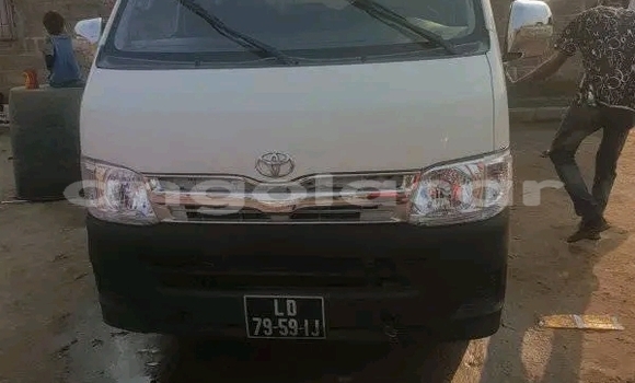 Comprar Usado Toyota Origin Branco Carro em Camacupa em Bie Comprar Usado Toyota Origin Branco Carro em Camacupa em Bie