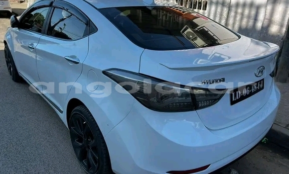 Buy Used Hyundai Elantra White Car in Benguela in Benguela Buy Used Hyundai Elantra White Car in Benguela in Benguela